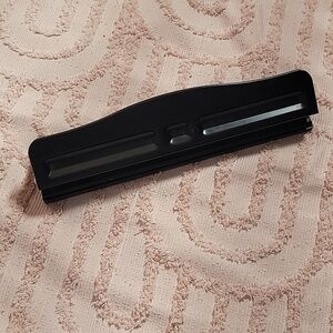 JAM Metal Paper 3 Hole Punch, black. 10 sheet capacity.